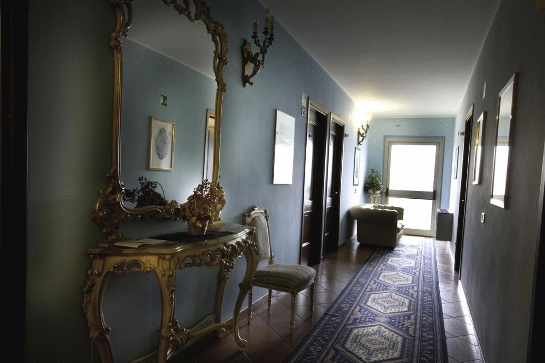 Hotel Nastro Azzurro Monguzzo Kültér fotó