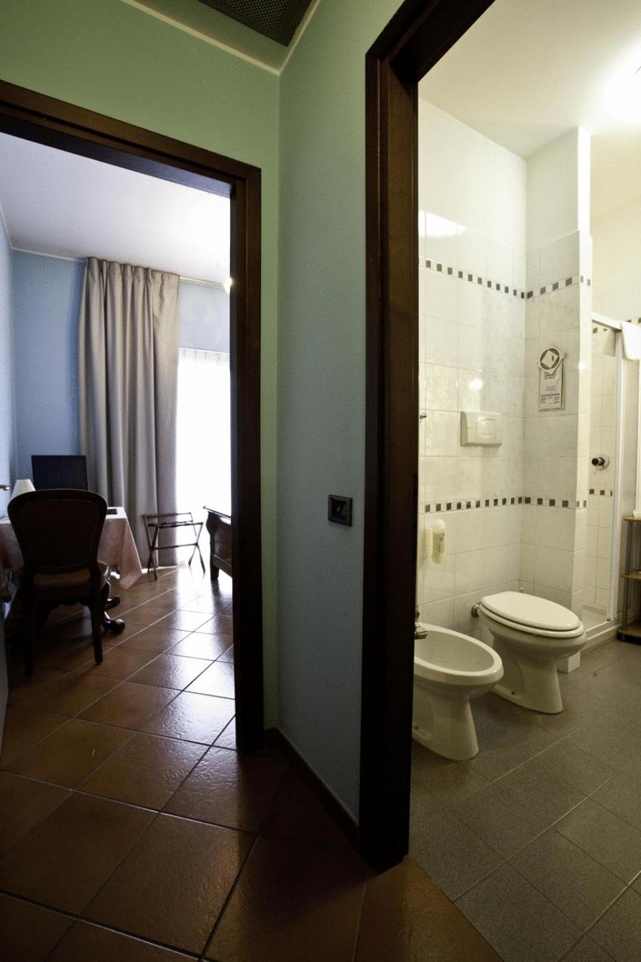 Hotel Nastro Azzurro Monguzzo Kültér fotó