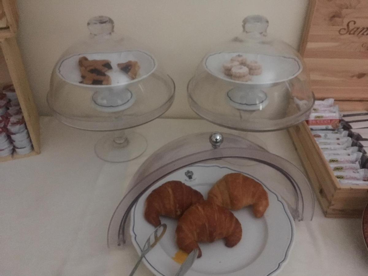 Hotel Nastro Azzurro Monguzzo Kültér fotó